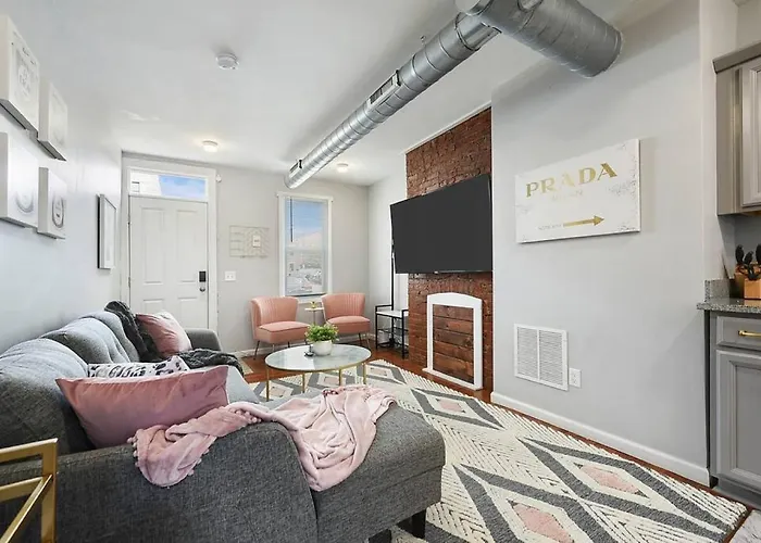 Hostwise - Free Parking, Highly Walkable, 2 Full Bathrooms * Pittsburgh